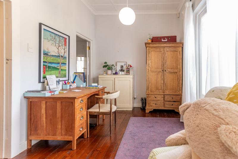 To Let 5 Bedroom Property for Rent in Zwaanswyk Western Cape